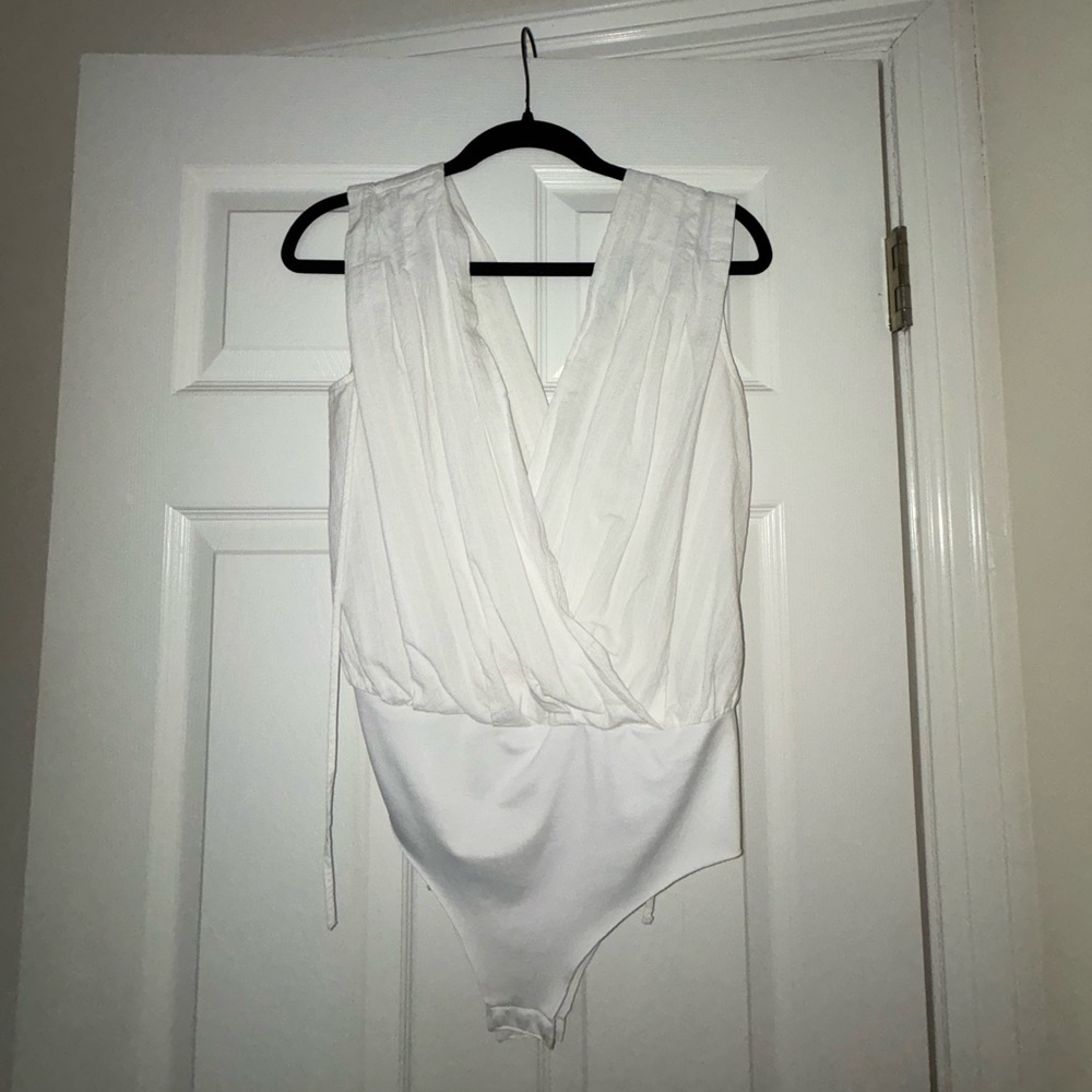 Zara White Sleeveless Bodysuit